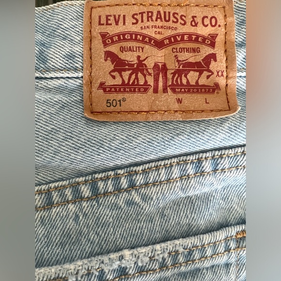 Levi 501 shorts - Picture 4 of 5